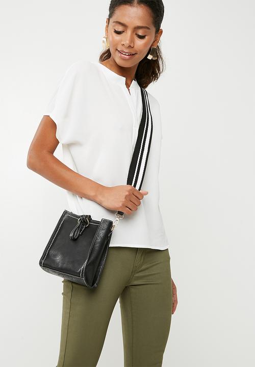 dailyfriday - Lara sling bag - black