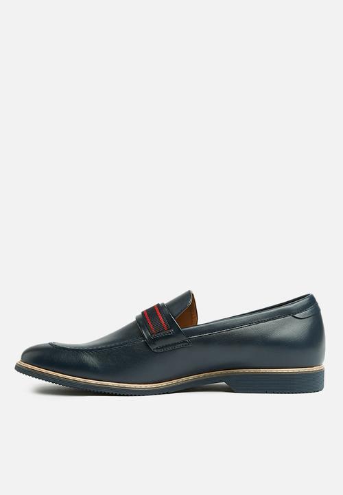 Steve Madden - Novel - navy 