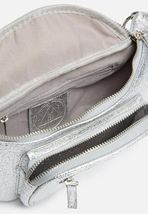 Missguided - Chain faux leather waist bag - silver