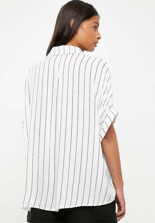 Superbalist - Drop shoulder boxy shirt - white & black