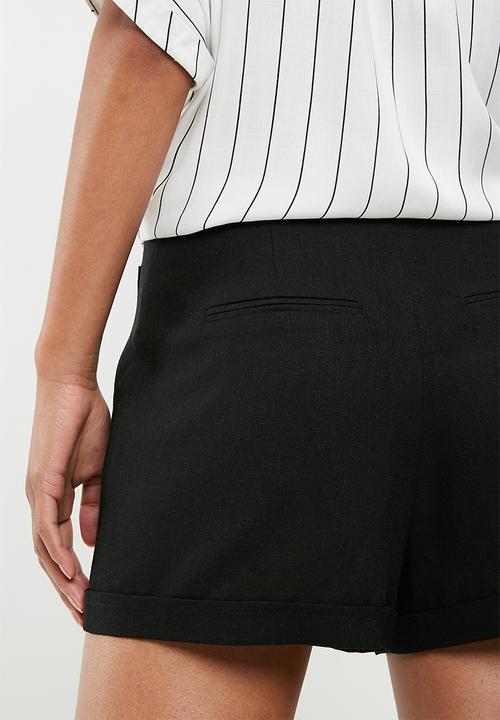 Superbalist - Short with laid on pocket - black