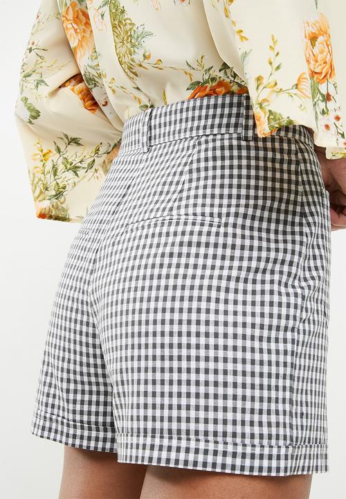 Superbalist - Short with laid on pocket - black & white