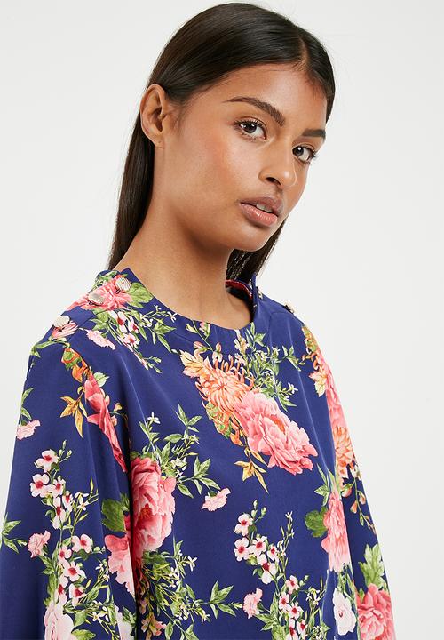 Superbalist - Button detail blouse - navy