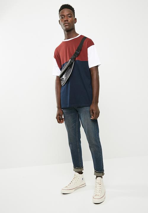 Superbalist - Loose fit colour-blocked tee - navy & burgundy