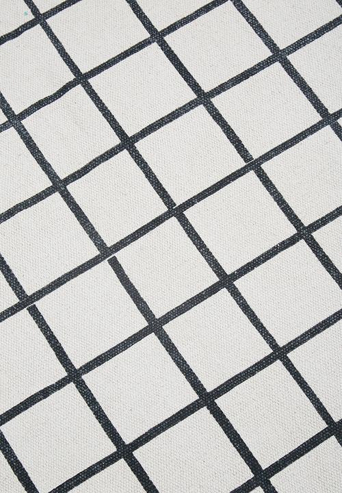 Sixth Floor - Piastrelle printed rug - cream & black
