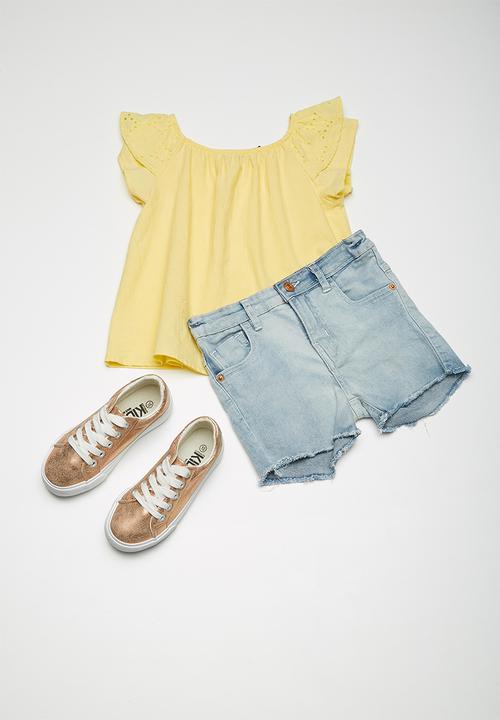 Superbalist - Anglaise Ruffle sleeve blouse - Yellow 