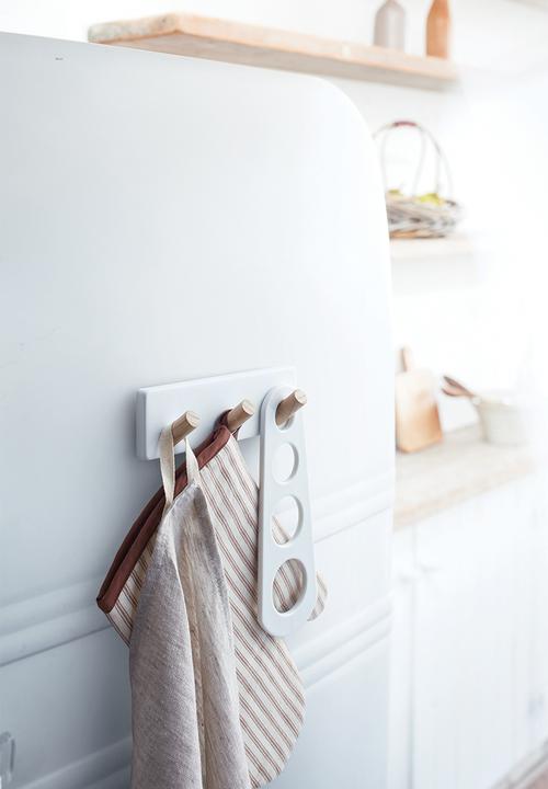 Yamazaki - Tosca magnetic kitchen tool hook - white