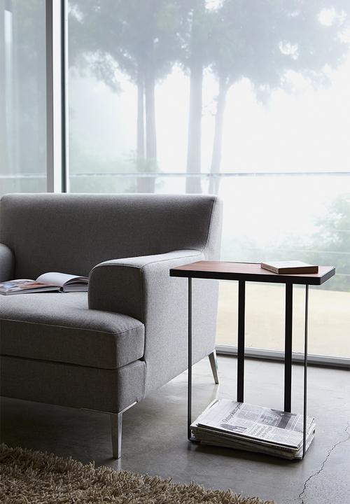 Yamazaki - Tower magazine rack with table - black
