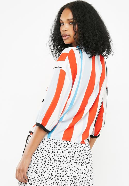 Jacqueline de Yong - Darla wrap blouse - red & blue
