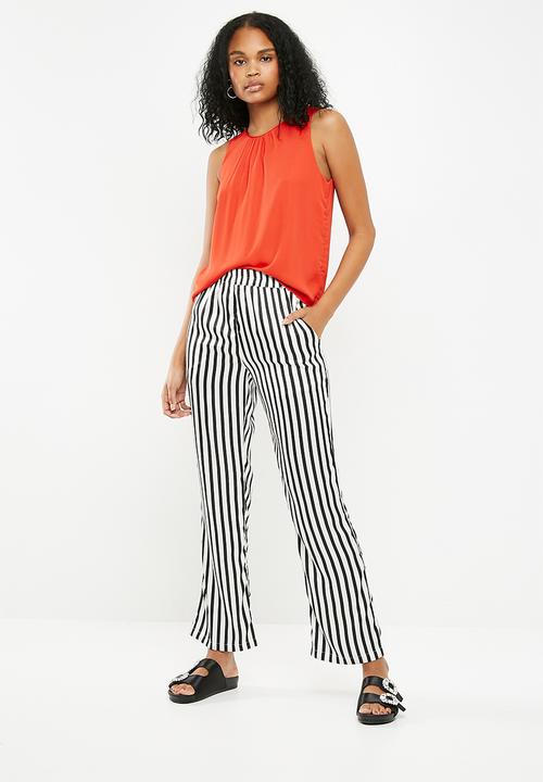 Jacqueline de Yong - Nynne layer sleeveless top - red