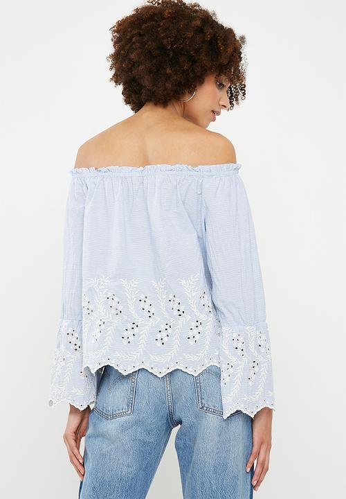 ONLY - Mera long sleeve off shoulder top - blue & white