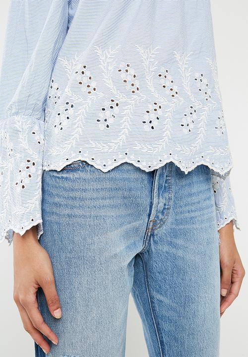 ONLY - Mera long sleeve off shoulder top - blue & white