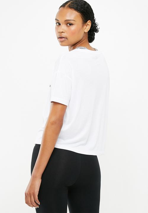 New Balance  - Essentials tee - white