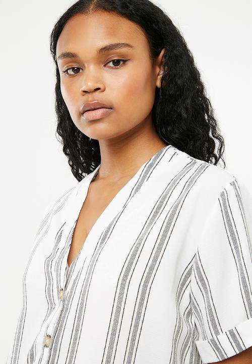 New Look - Peggy button detail boxy blouse - white 