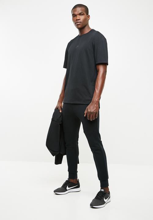 Nike - NSW tech short sleeve tee - black