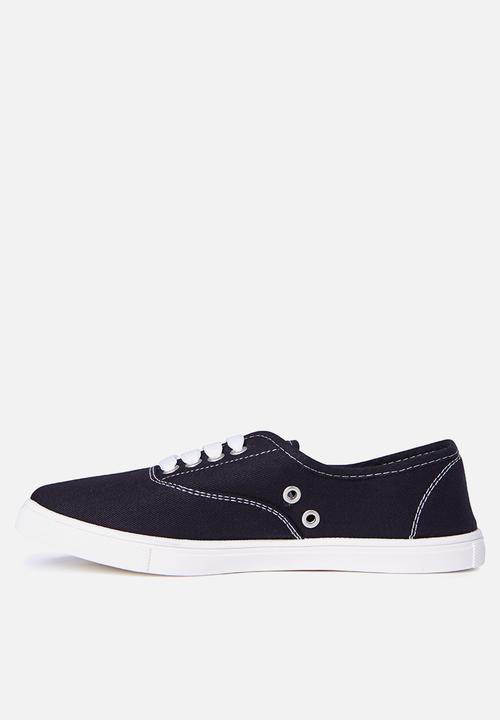 Cotton On - Juno plimsoll - black