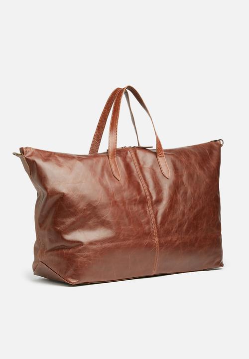FSP Collection - Saddle travel leather bag with strap - brown