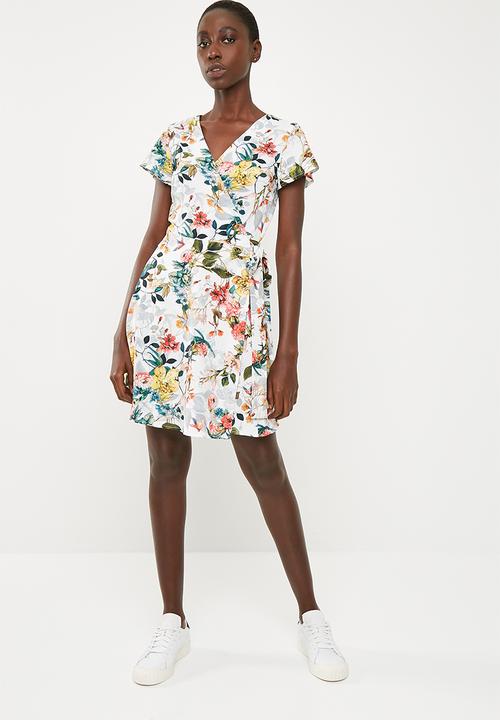 Superbalist - Floral wrap dress - multi