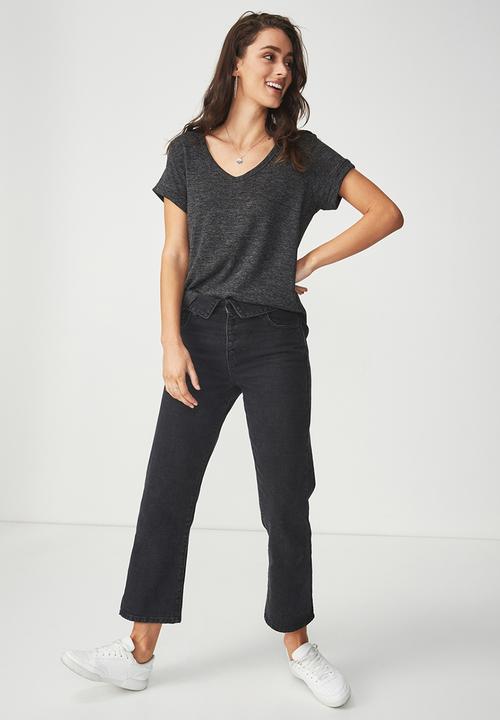 Cotton On - Karly summer short sleeve v neck top - black