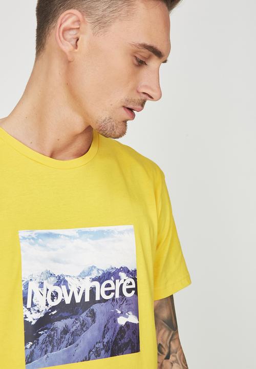Cotton On - Tbar shorts sleeve tee - yellow
