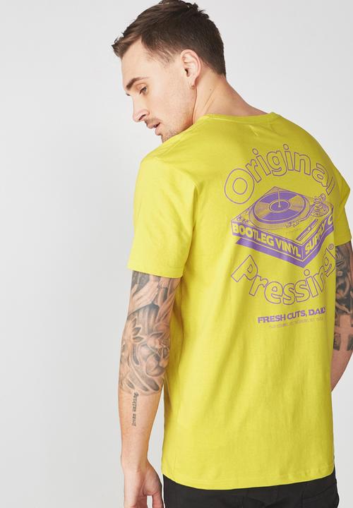 Cotton On - Tbar short sleeve tee - yellow