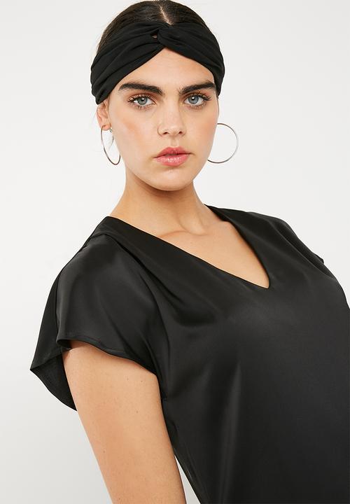Superbalist - Sheath dress with pleat detail - black 