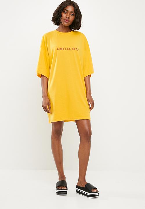 yellow oversized t shirt dress