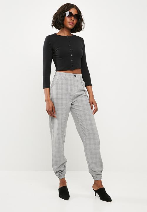 Missguided - Button front long sleeve crop top - black 