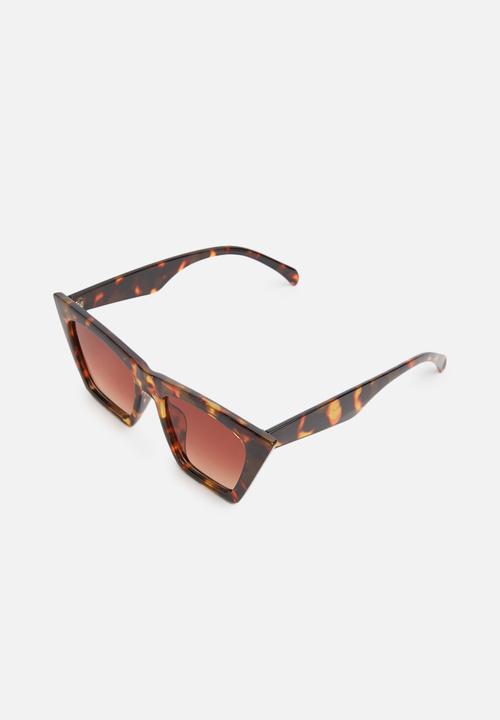 Superbalist - Oversized tortoise shell sunglasses - brown
