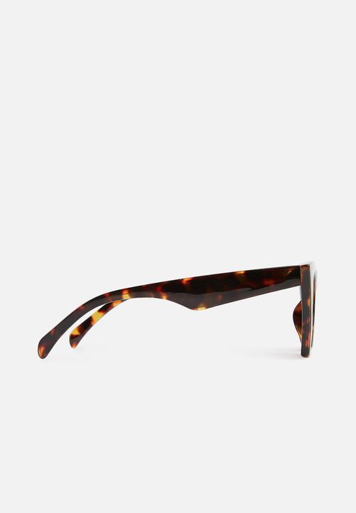 Superbalist - Oversized tortoise shell sunglasses - brown