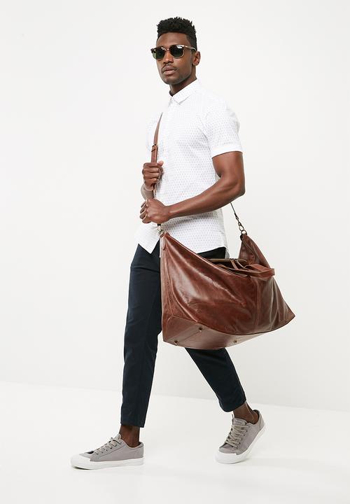 FSP Collection - Saddle travel leather bag with strap - brown