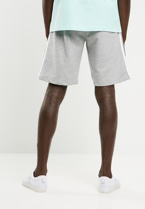 adidas Originals - Three stripe shorts - grey