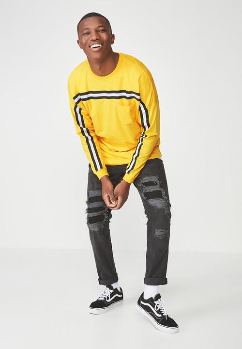 Cotton On - Drop shoulder long sleeve tee - yellow & black