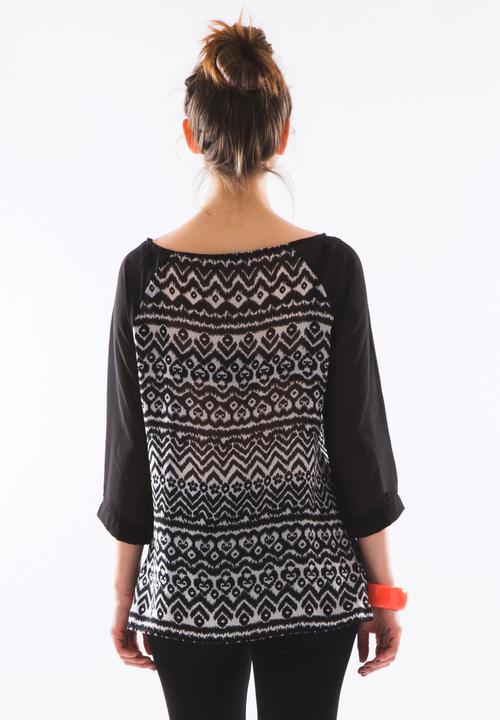 Big Blowout Sale - Raglan Sleeve Top – Black & White Print