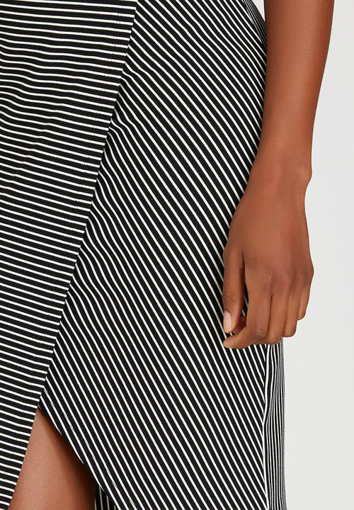 edit - Knit Wrap Skirt Black and White