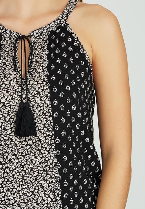 Revenge - Sleeveless Tunic Top Black and White