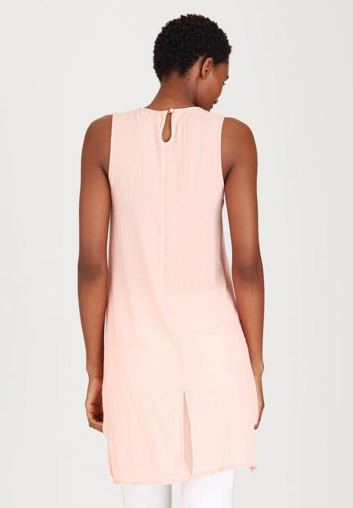 Revenge - Sleeveless Top with Hi-lo Hem Coral