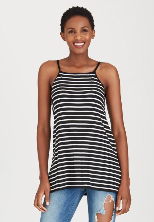 c(inch) - Longer Length Cami Black and White