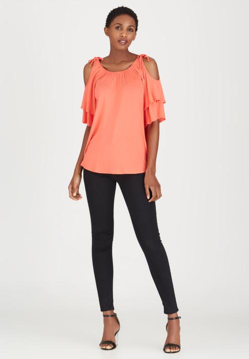 edit - Bell Cold-shoulder Top Coral