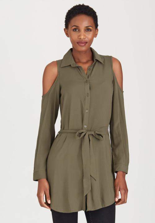c(inch) - Cold Shoulder Shirt  Dark Green