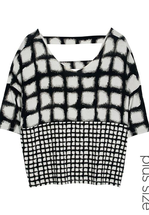 Next - T-shirt with Cut-out Detail Black/White Black and White