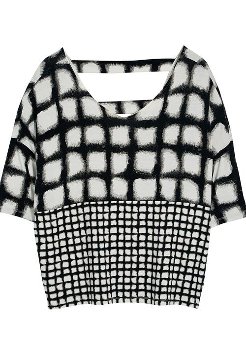 Next - Cut-out T-shirt Black/White Black and White