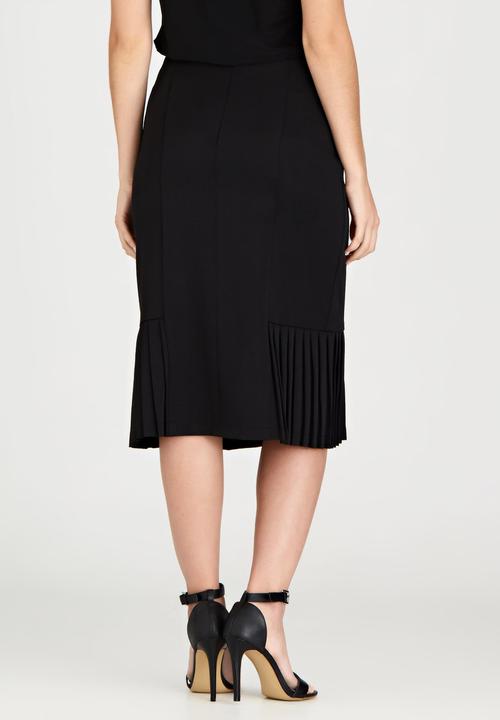 edit - Side Pleated Skirt Black