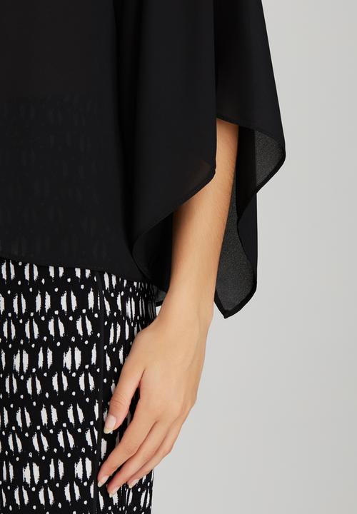 edit - Volume Split Sleeve Blouse Black