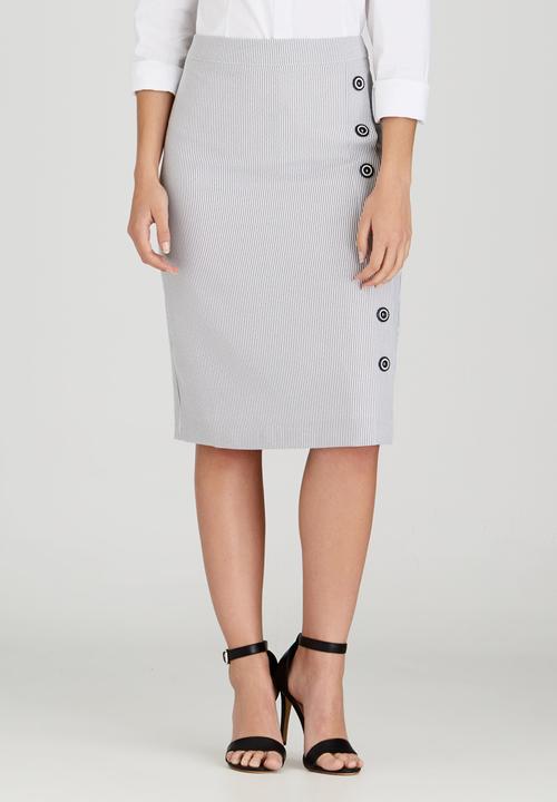 edit - Semi-fitted Skirt with Button Detail Black and White