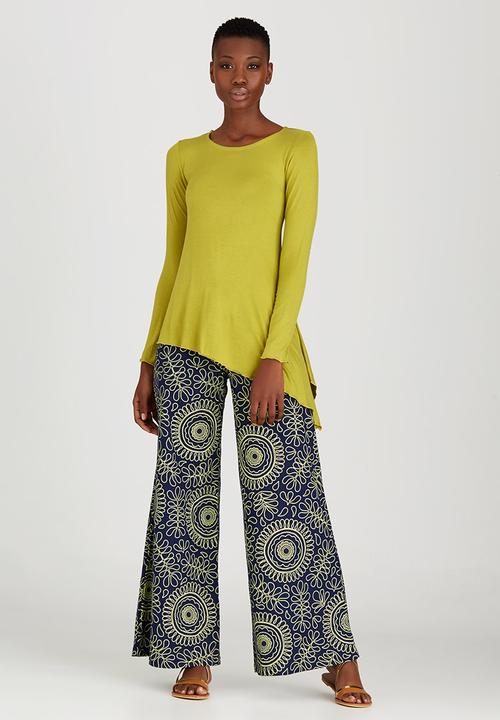 OLKA POLKA - Assymetrical Pixie Top Chartreuse