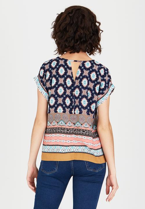Bukamina - Patterned Blouse Coral