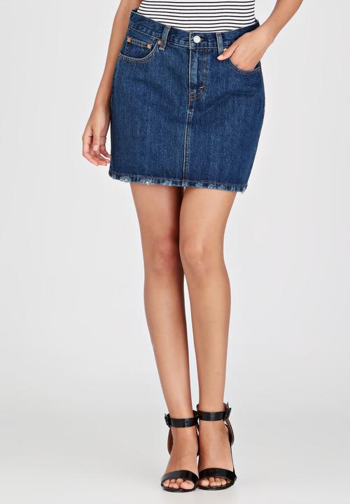 Levi’s® - Icon Denim Skirt Dark Blue