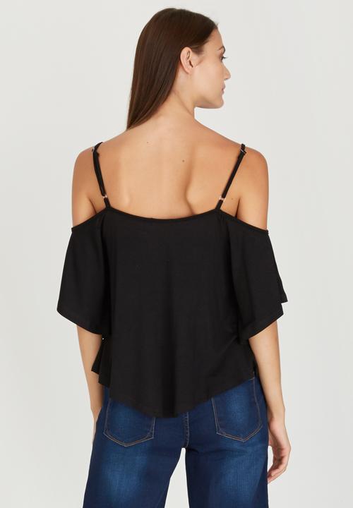c(inch) - Cold Shoulder T-shirt Black