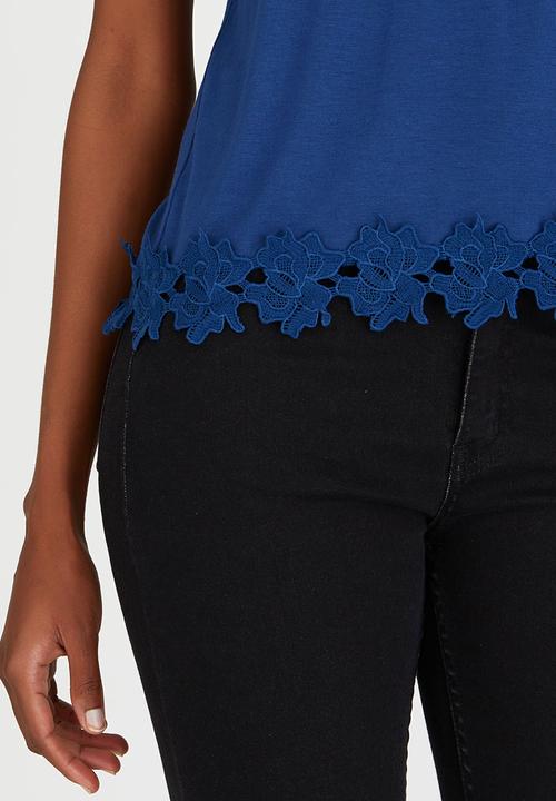 edit - Cami with Back Pleat and Border Lace Navy